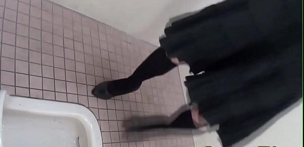  Japanese babes get secretly filmed peeing